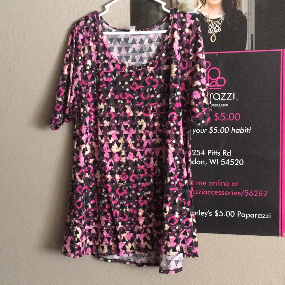 LuLaRoe Perfect T